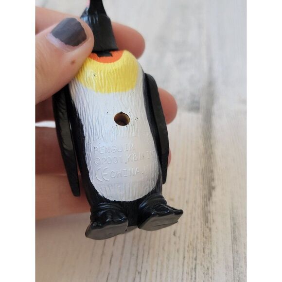 Empire penguin 2001 K & M toy figure animal zoo - Picture 2 of 4